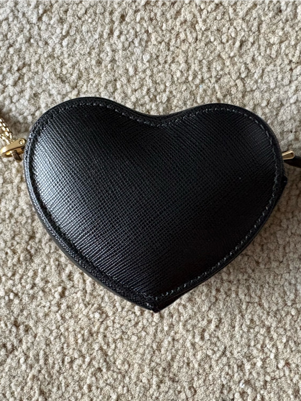 PRADA Heart Crossbody Coin Purse Black Saffiano Leather Gold Chain - Picture 3 of 9